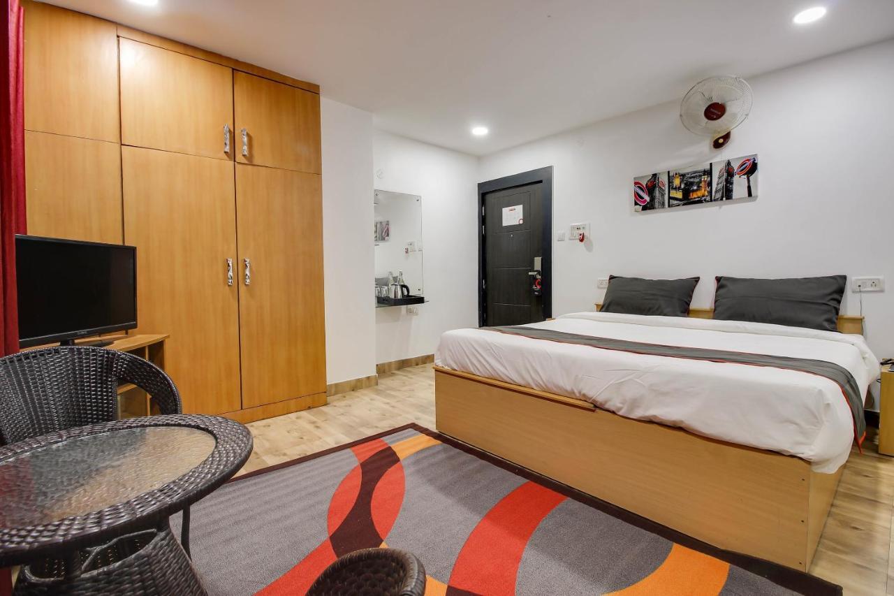 Oyo 2794 Hotel Plaza Inn Guwahati Luaran gambar