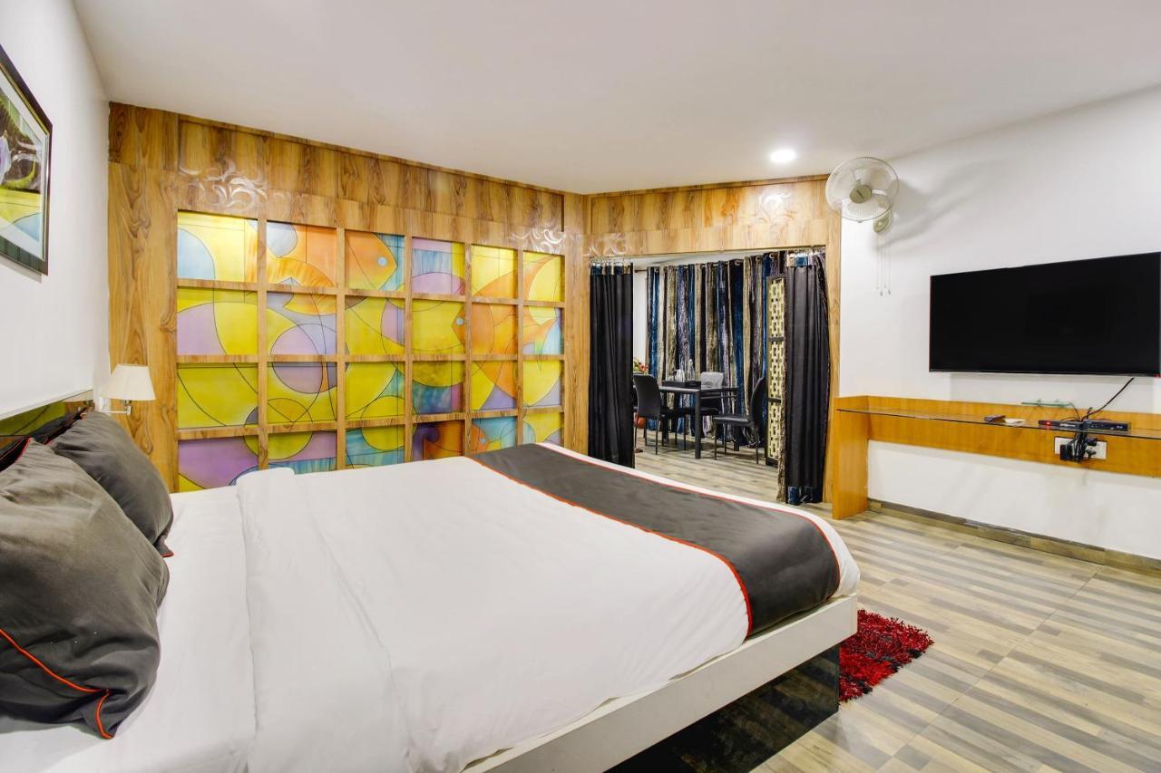 Oyo 2794 Hotel Plaza Inn Guwahati Luaran gambar