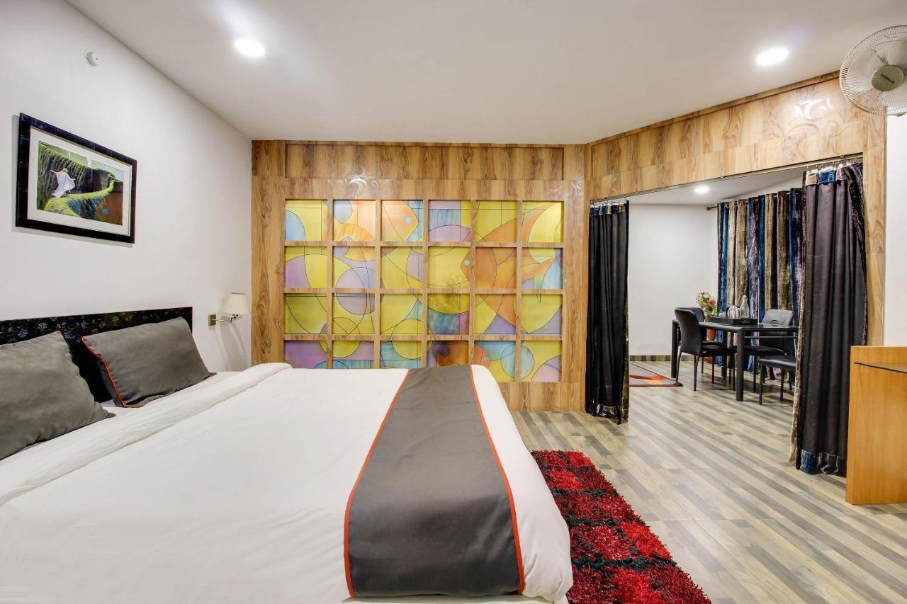 Oyo 2794 Hotel Plaza Inn Guwahati Luaran gambar