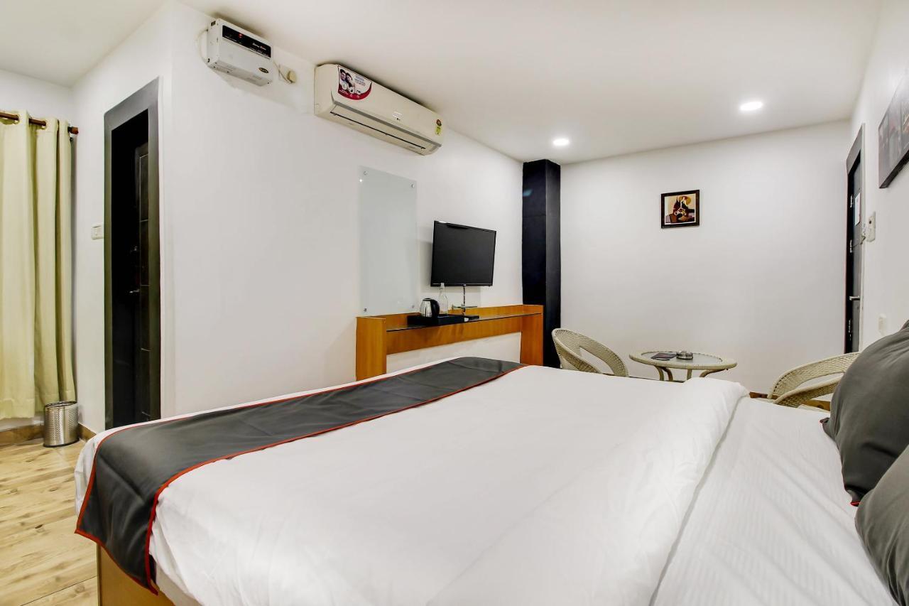 Oyo 2794 Hotel Plaza Inn Guwahati Luaran gambar